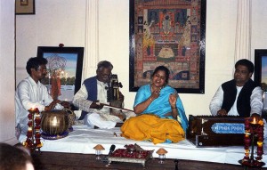 Saira Begum in concert, Varanasi 2003